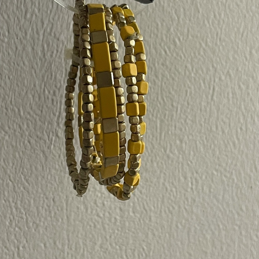 NWT Massini Bracelets set - gold/yellow- stretchy BOX5